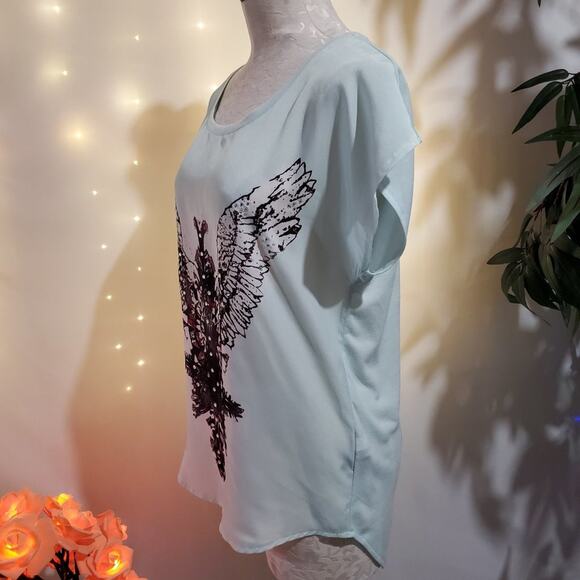 Rock & Republic Women's S Light Blue Mint Guitar Wing Rhinestone Flowy Top - Picture 4 of 6